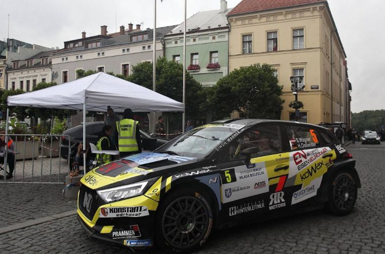 Loňská vítězná posádka Wagner-Ostlender
